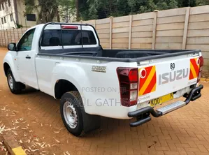 Isuzu D-MAX 2021 White