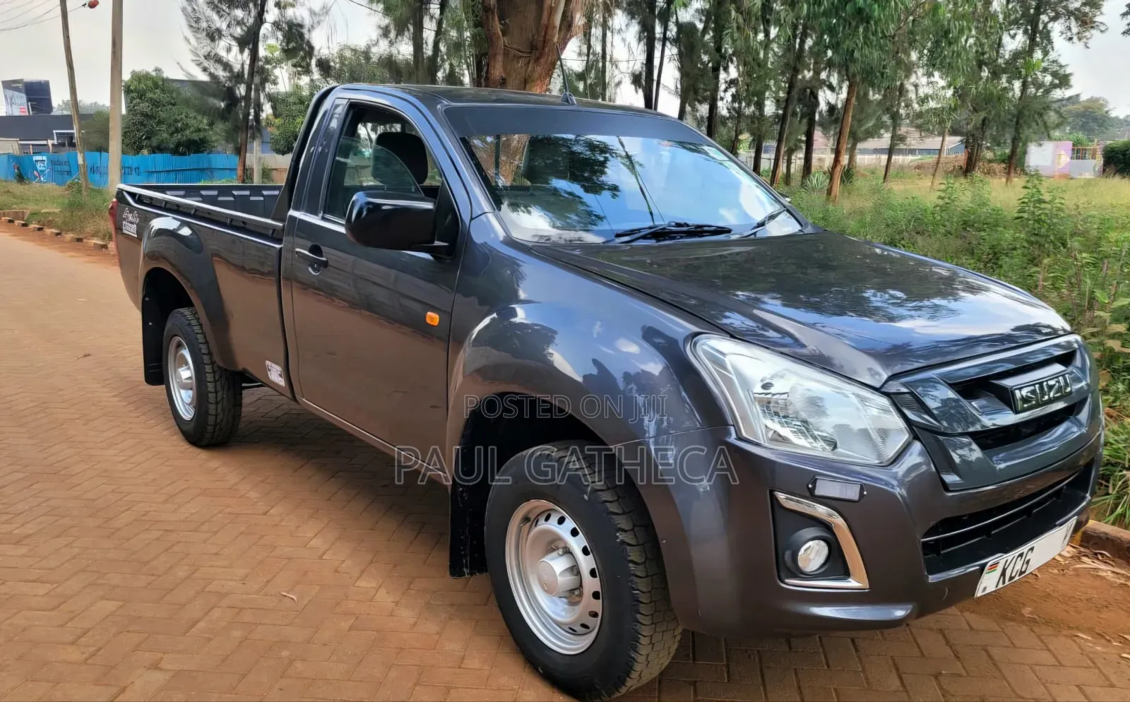 Isuzu D-MAX 2015 Gray