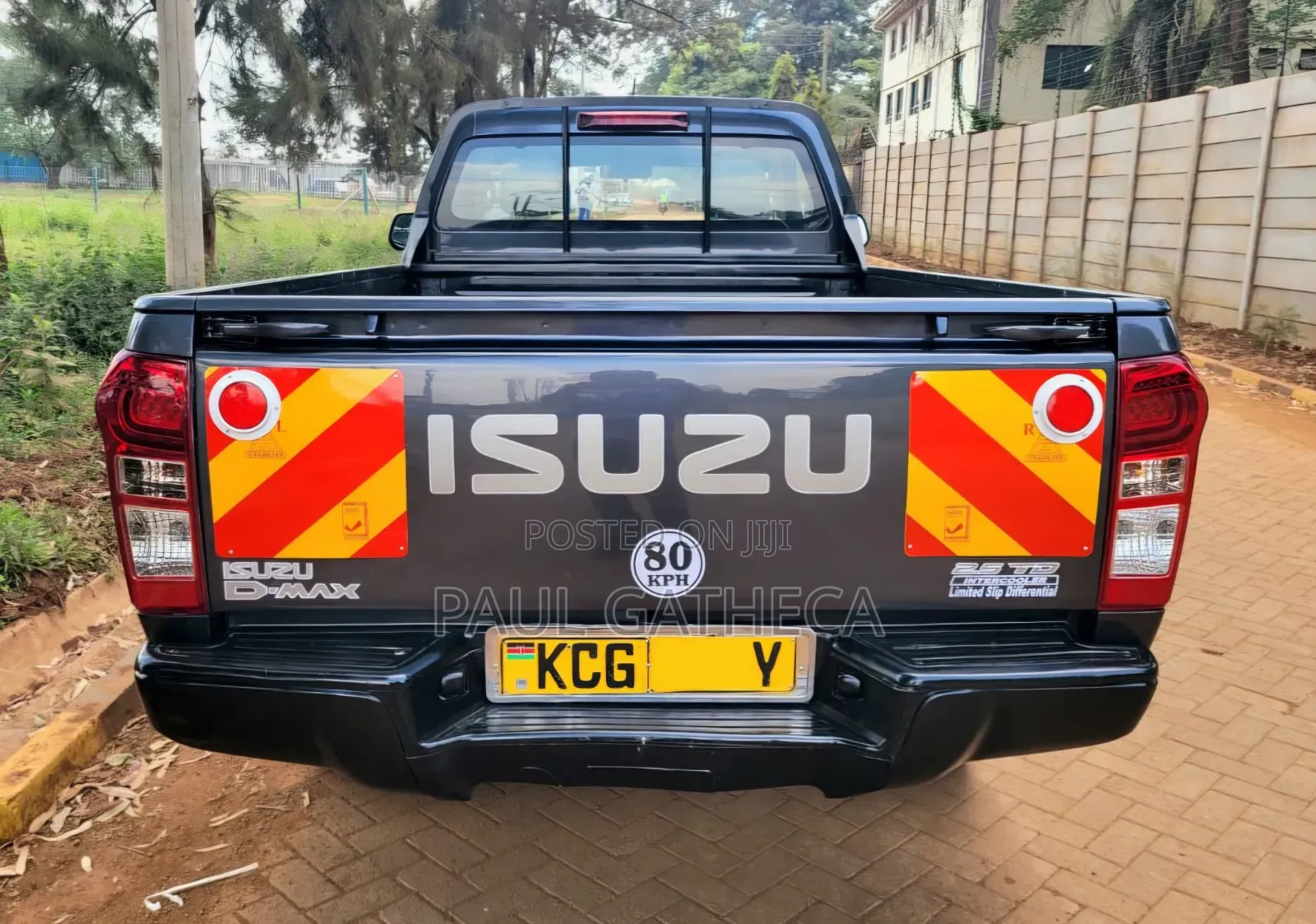Isuzu D-MAX 2015 Gray
