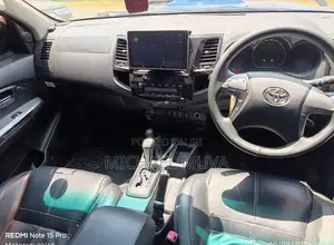 Toyota Hilux 3.0 D-4D 4x4 2014 Blue