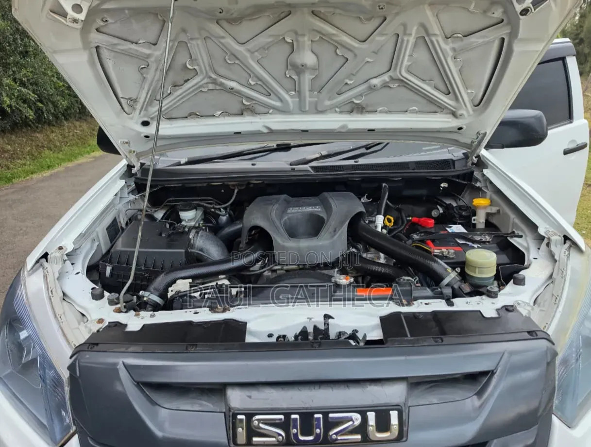 Isuzu D-MAX 2018 White