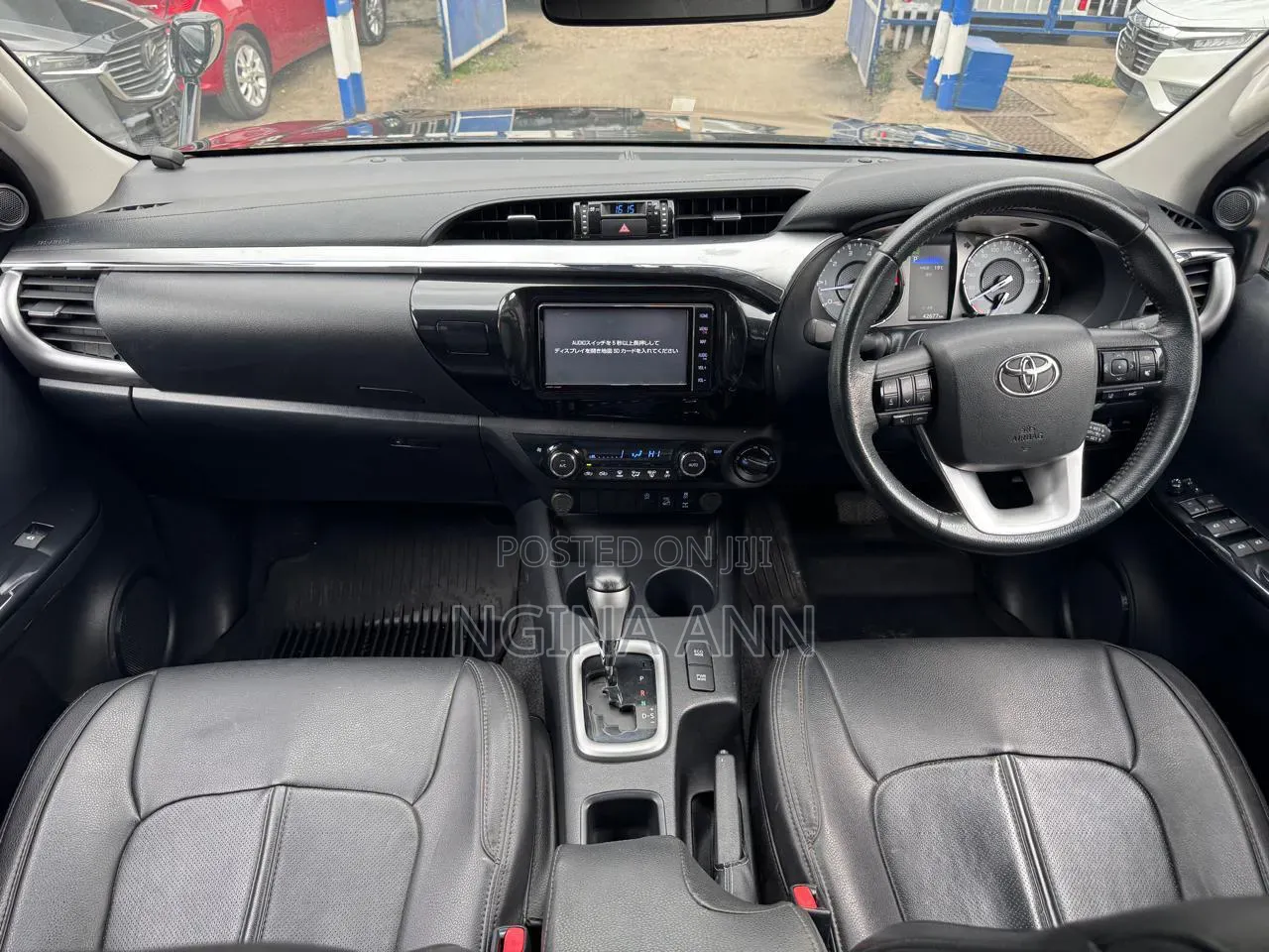 Toyota Hilux 2021 Black