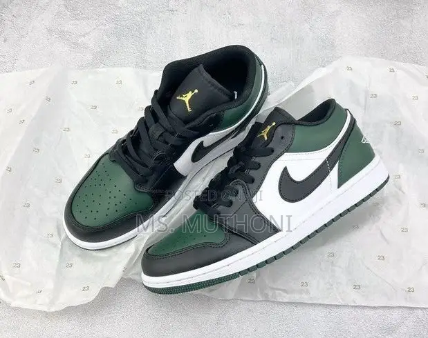 The Air Jordan 1 Low "Green Toe": Size 37-45