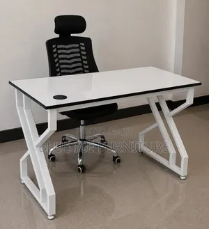 Modern Office Desk With White Gloss Top Strong Metal Frame