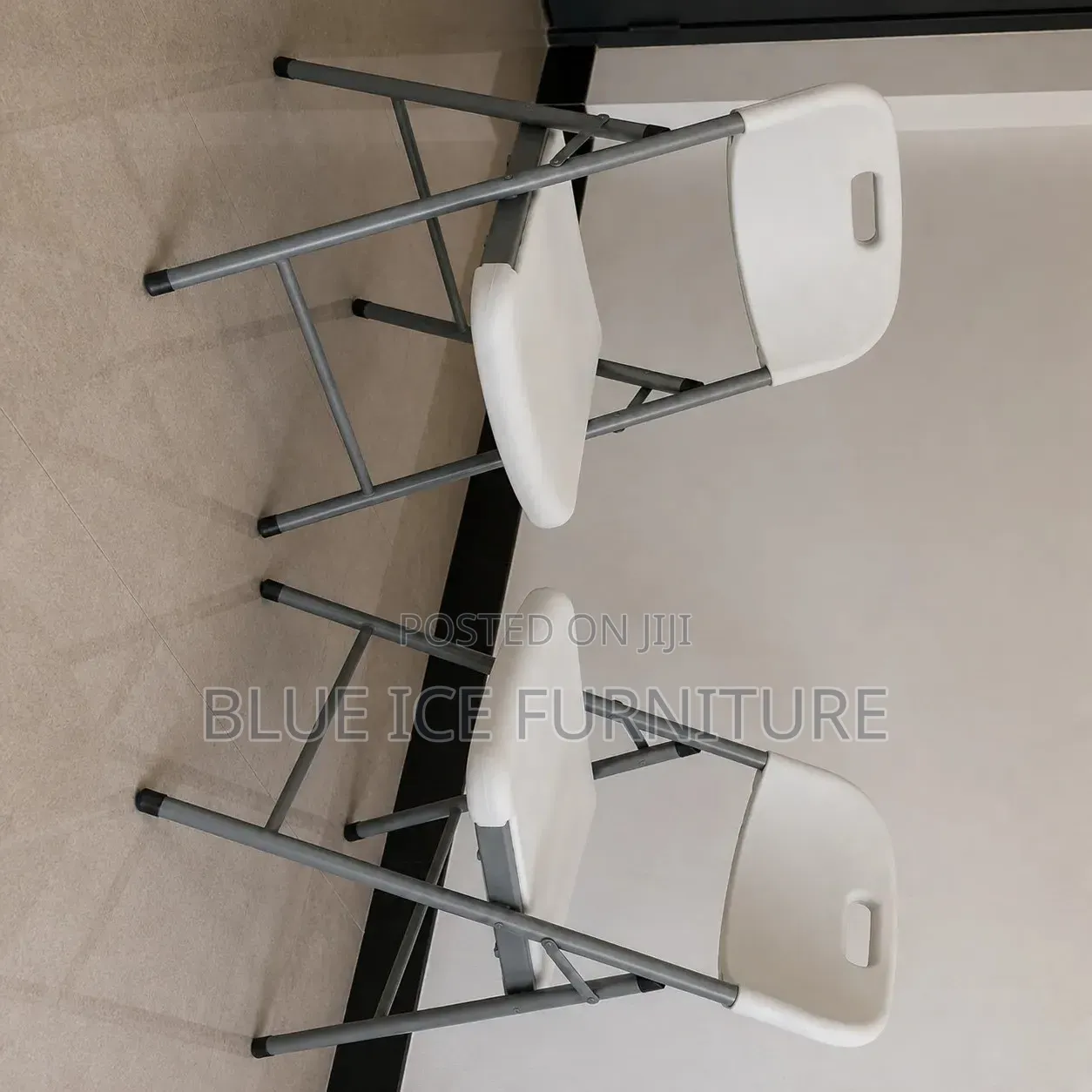 Folding Chairs – Durable Metal Frame Chairs for Events Office Use