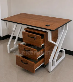 Modern Office Desk With 3 Lockable Drawers Cable Management