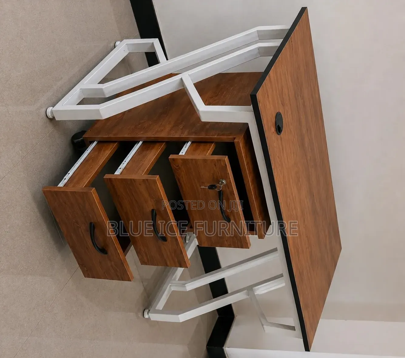 Modern Office Desk With 3 Lockable Drawers Cable Management