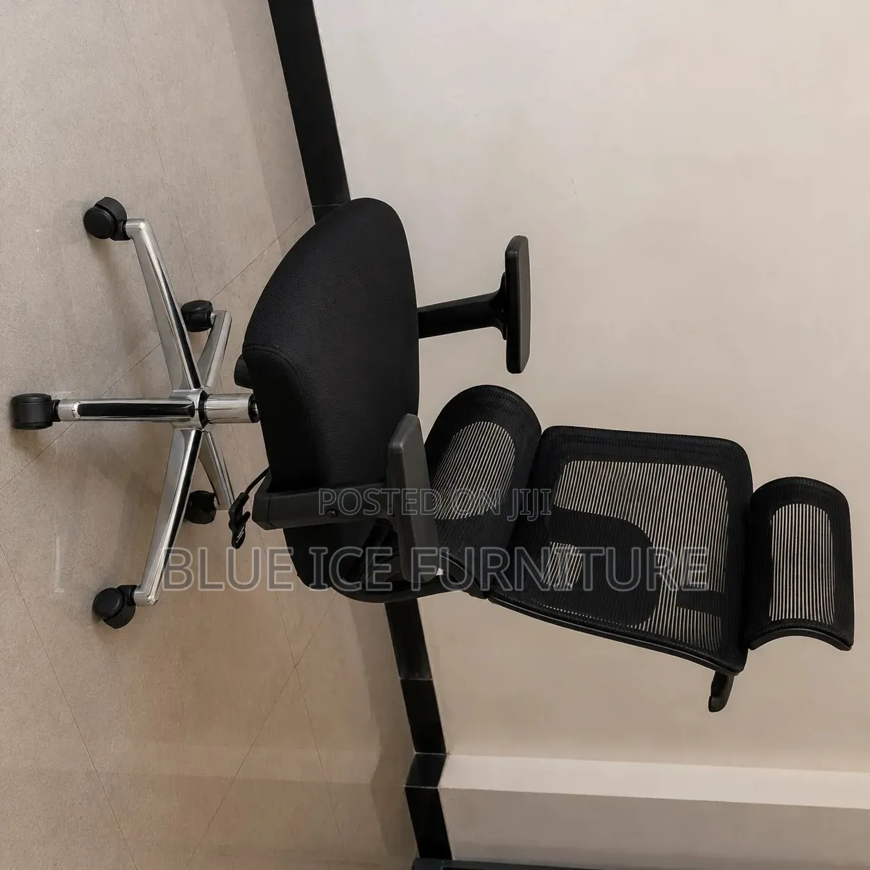 Ergonomic Executive Office Chair With Headrest Adjustable Armrests