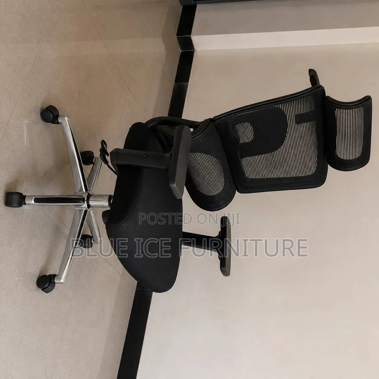 Ergonomic Executive Office Chair With Headrest Adjustable Armrests