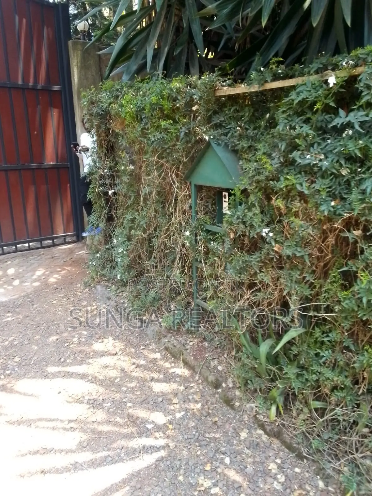 2bdrm Bungalow in Ndege Rd., Hardy for rent