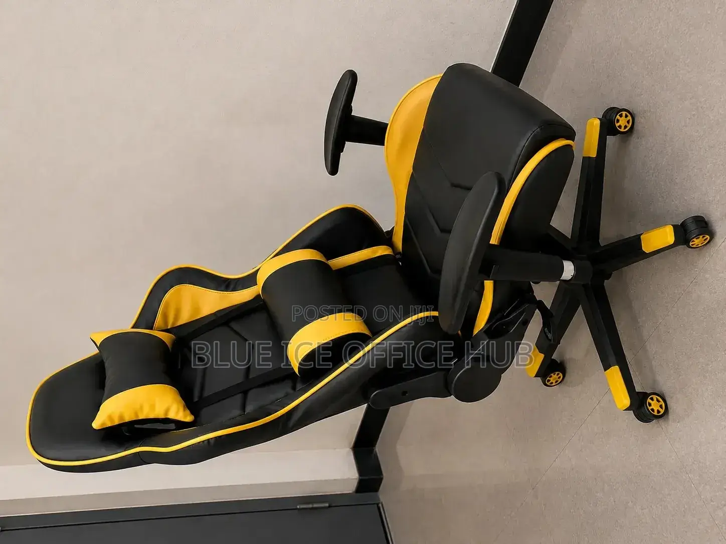 Black Yellow Gaming Chair With Footrest, Headrest Lumbar Support