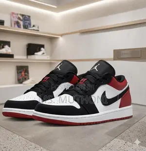 Jordan 1 Lows Red Toe Size 36-45