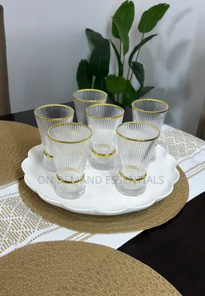 Ribbed Juice Glasses With a Gold Ring
6pc