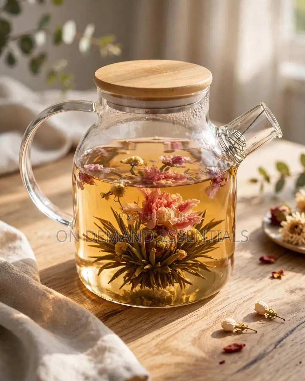 1.8L Borosilicate Glass Teapot With Bamboo Lid