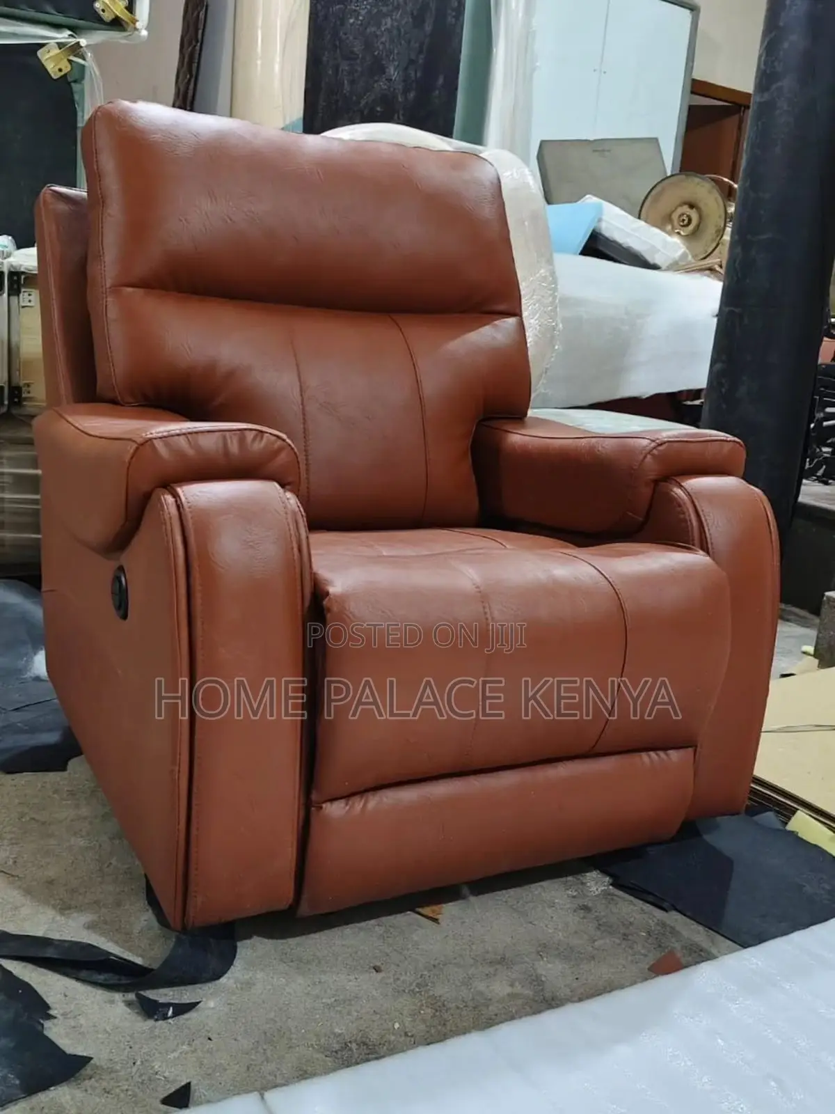 Home Sofa; Modern Single Recliner Couch for Relaxation and Comfort
