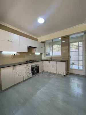 4bdrm House in Mwananchi Rd., Viraj Area for rent