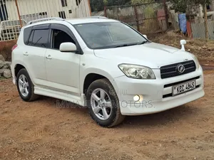 Toyota RAV4 2008 White