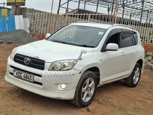 Toyota RAV4 2008 White