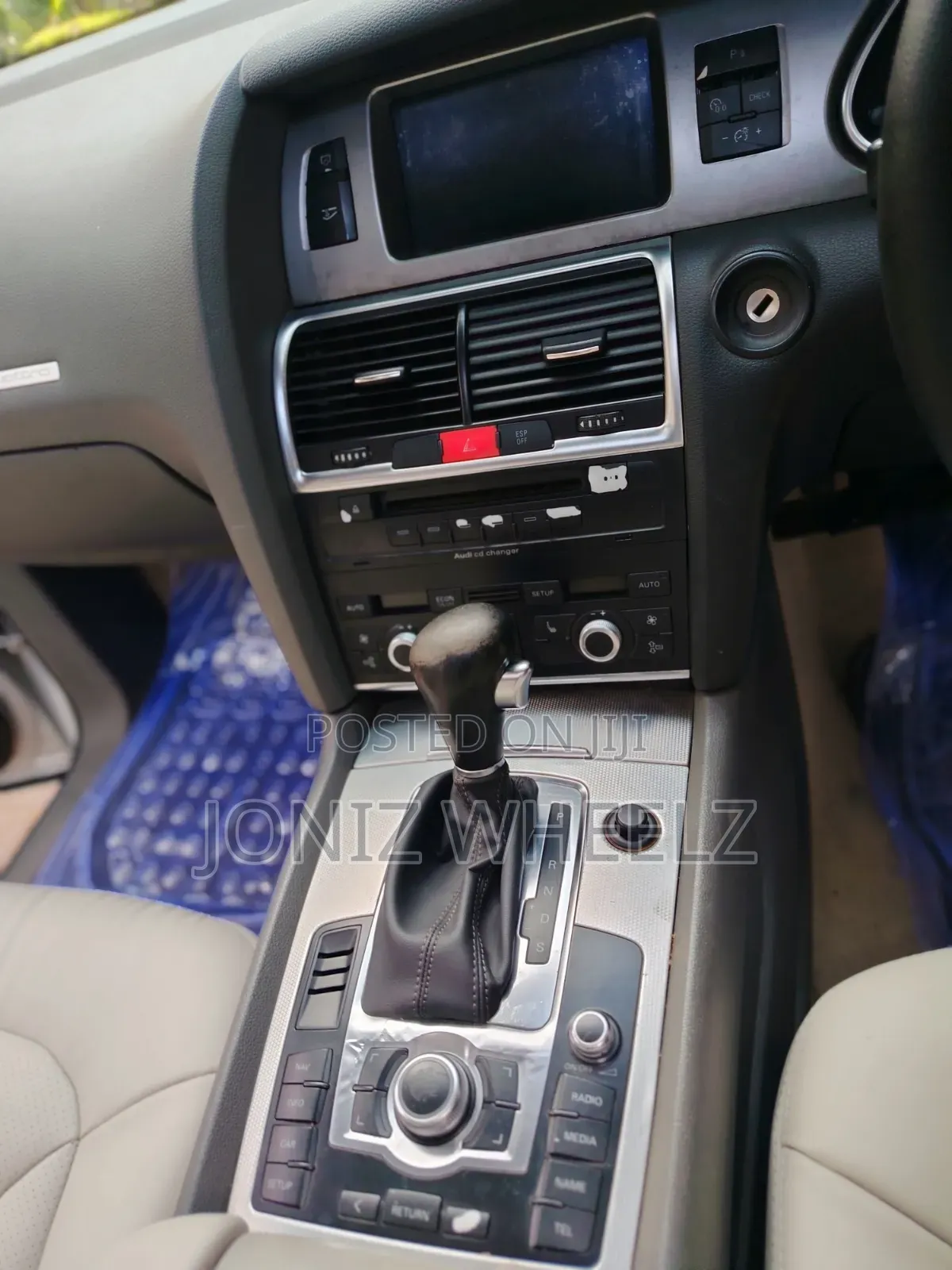 Audi Q7 2007 Silver