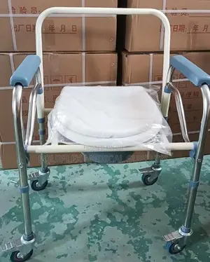 Height Adjustable Toilet Chair (Commode Chair) With Wheels