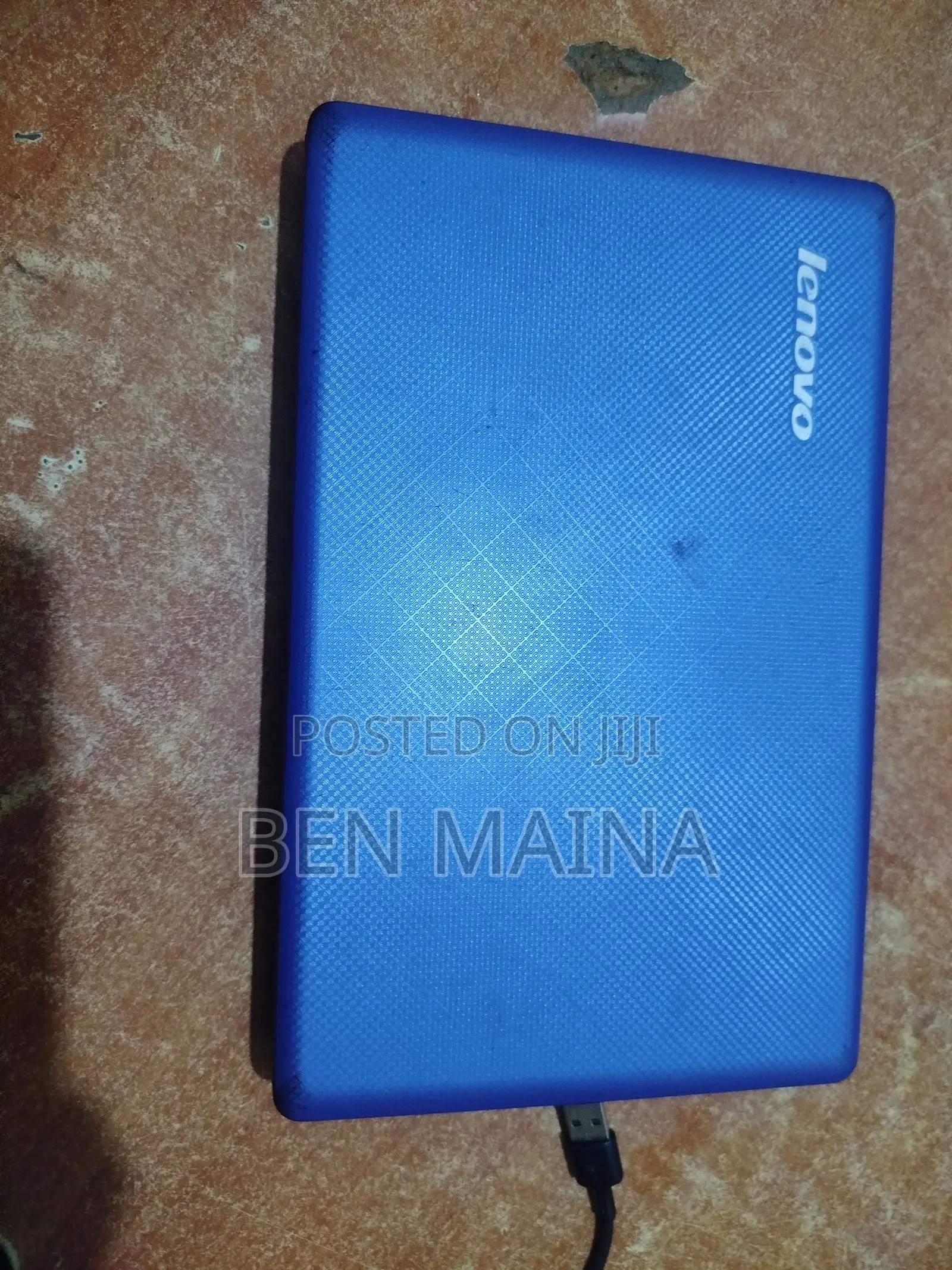 Laptop Lenovo IdeaPad 100 3GB Intel Core i3 HDD 256GB