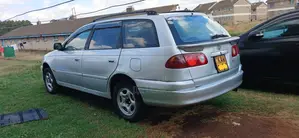 Toyota Caldina 1999 Silver