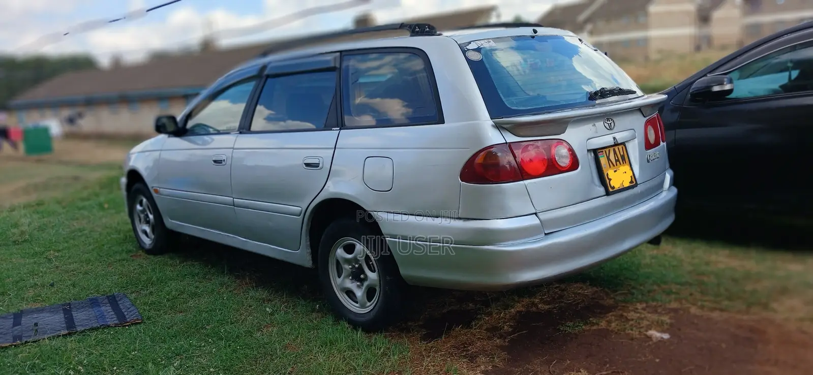 Toyota Caldina 1999 Silver
