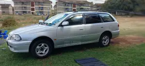 Toyota Caldina 1999 Silver