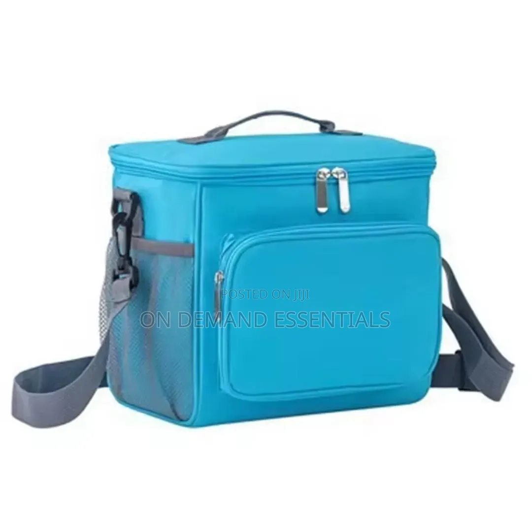 Large Capacity Lunch Box Bag With Strap Insulated