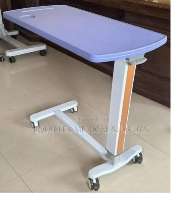 Feeding Table Made of Quality ABS Plastic