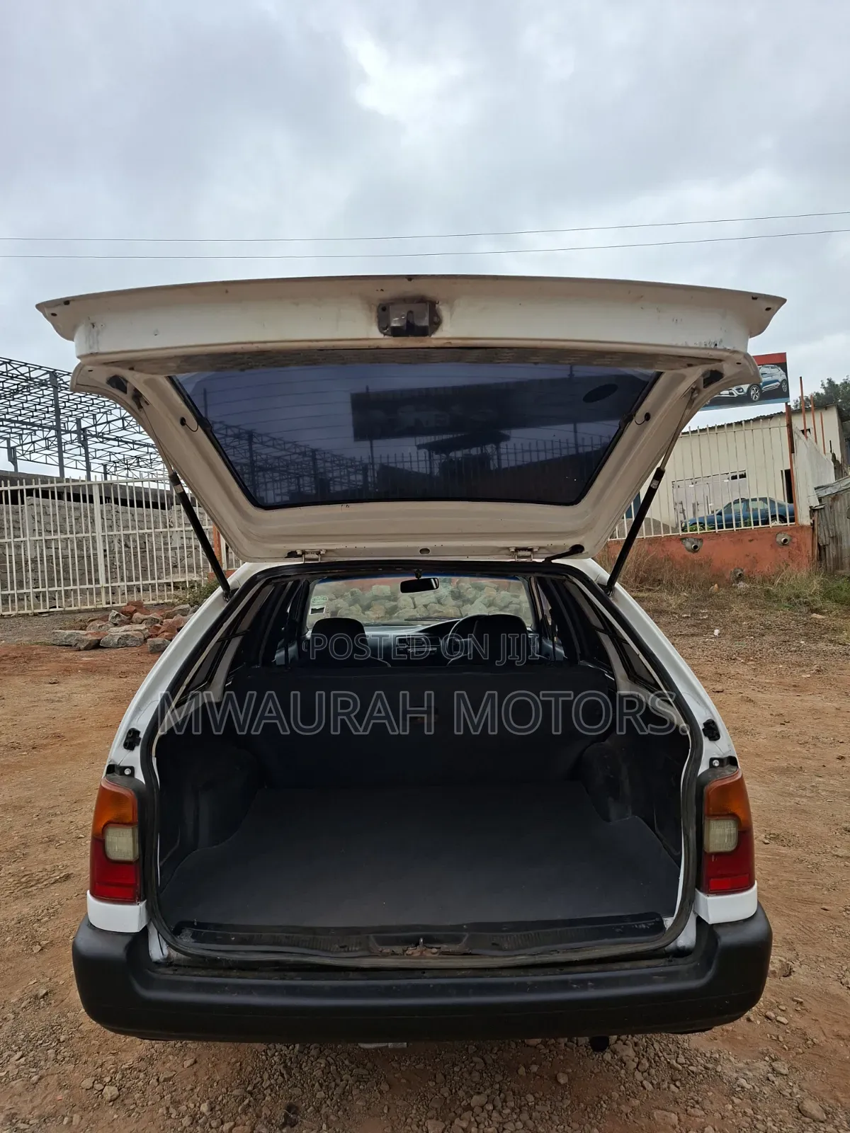 Toyota Corolla 2001 White