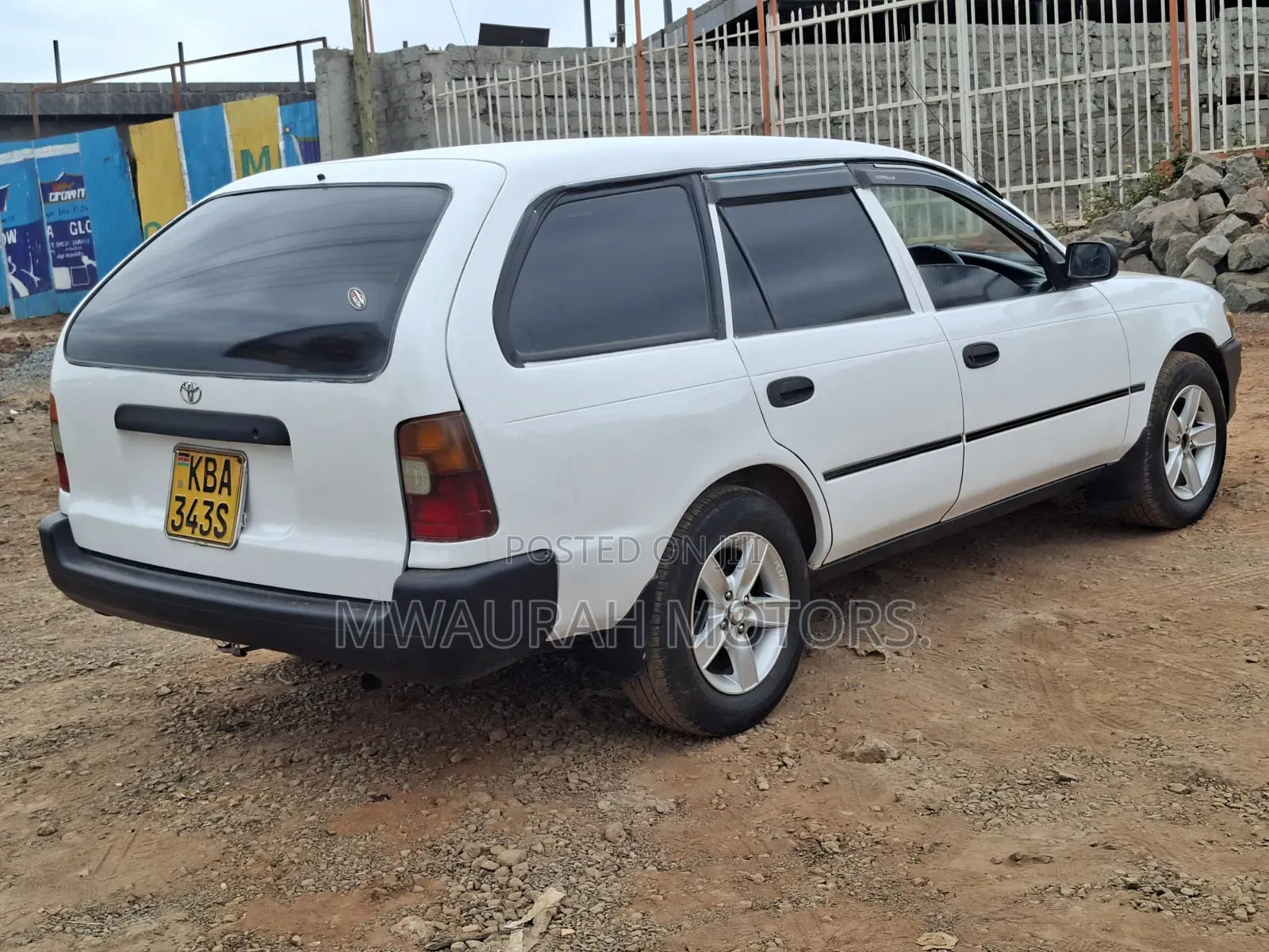 Toyota Corolla 2001 White