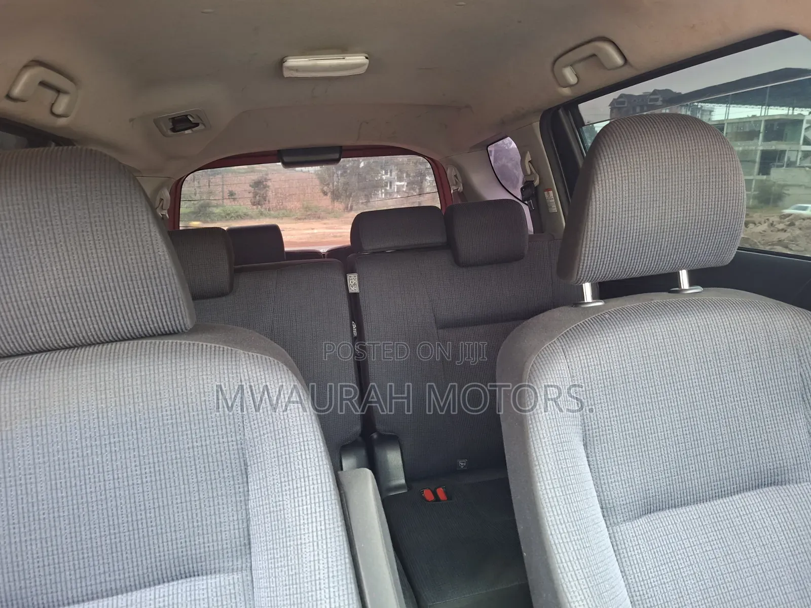 Toyota Sienta 2015 Red