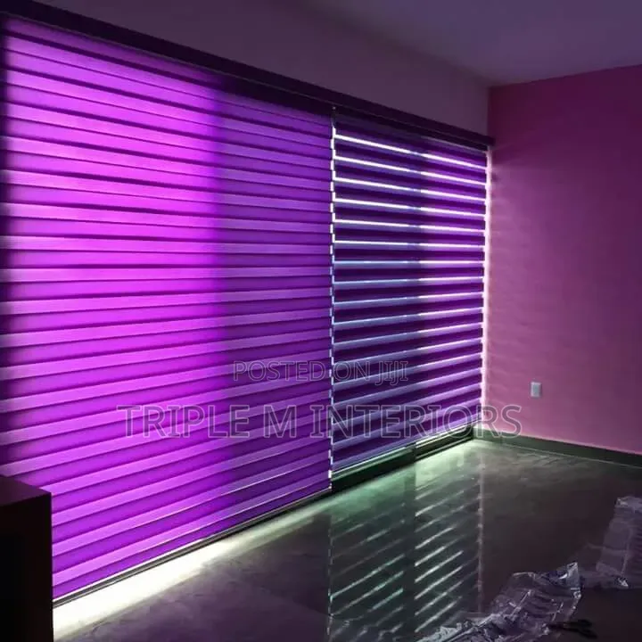 Clean Modern Interior Style Horizontal Office Blinds