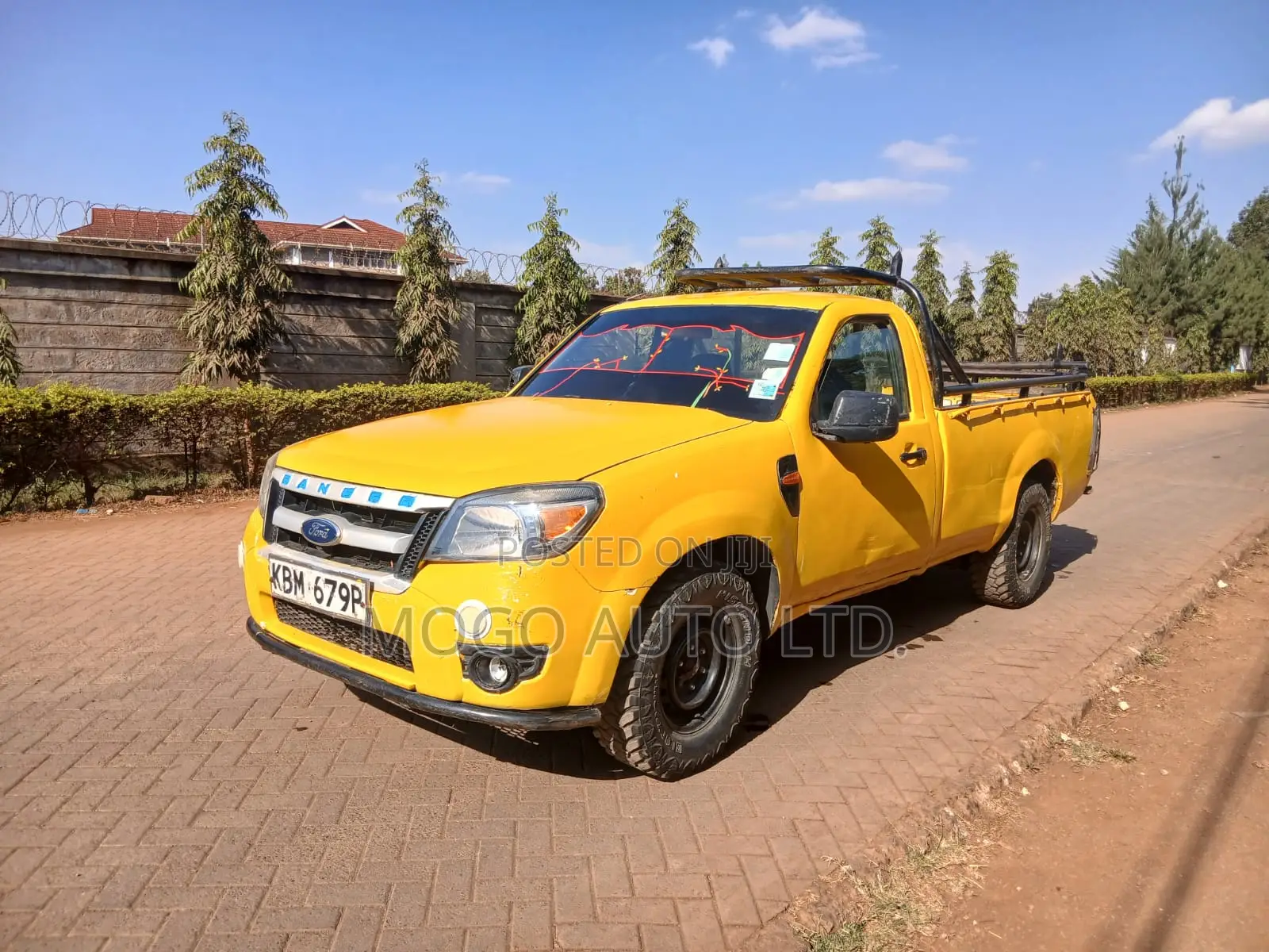 Ford Ranger 2010 Yellow