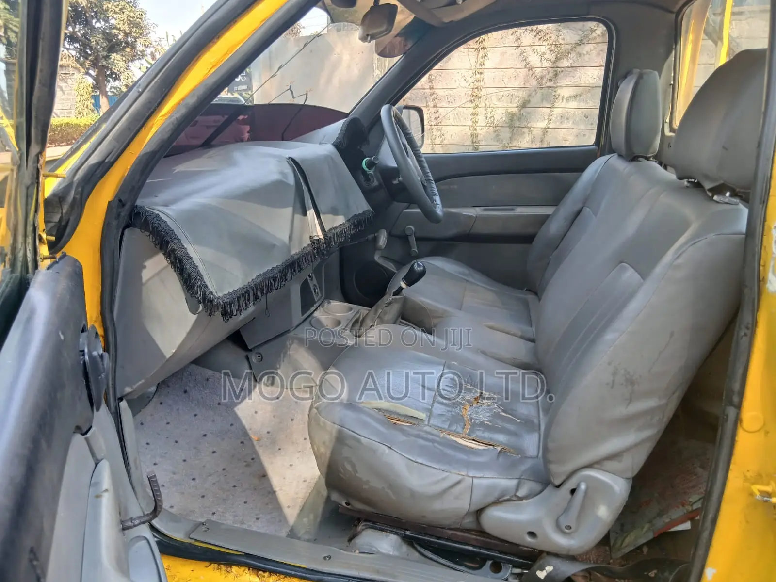 Ford Ranger 2010 Yellow