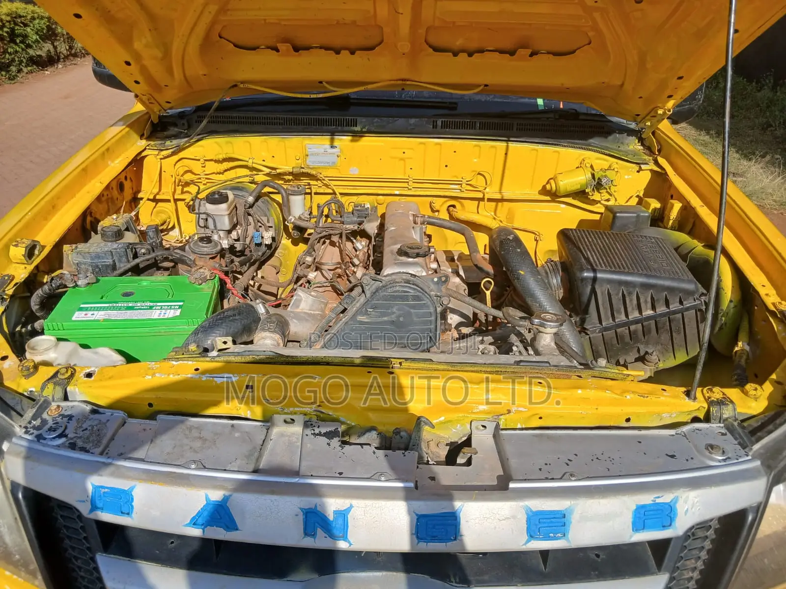 Ford Ranger 2010 Yellow
