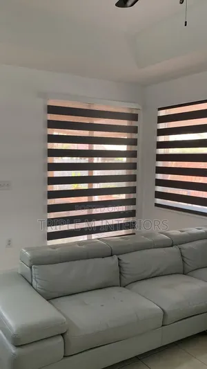 Modern Home Upgrade: High-Quality Horizontal Window Blinds