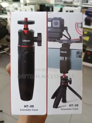 The Ulanzi MT-08 Extendable Mini Tripod Handle.