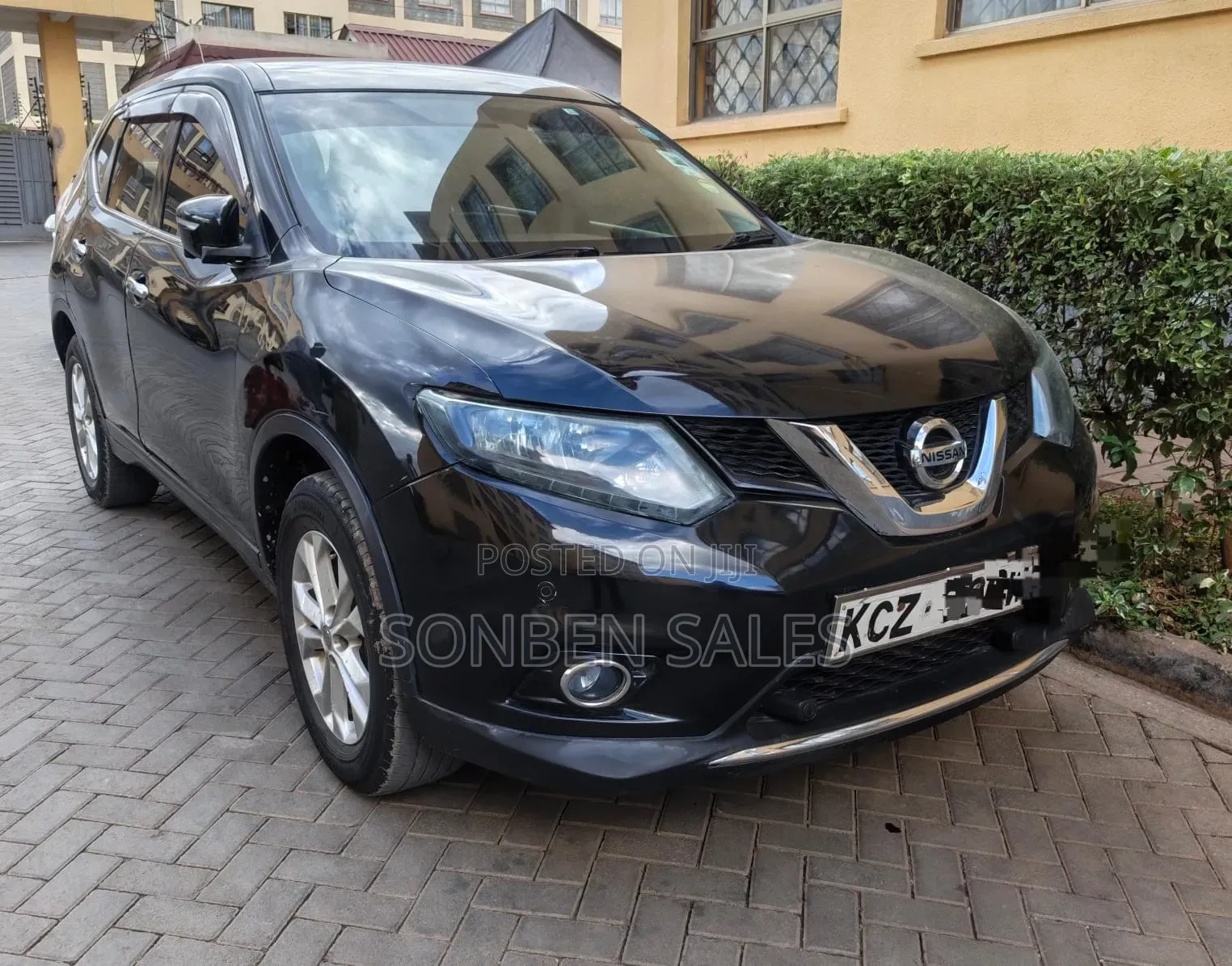 Nissan X-Trail 2013 Black