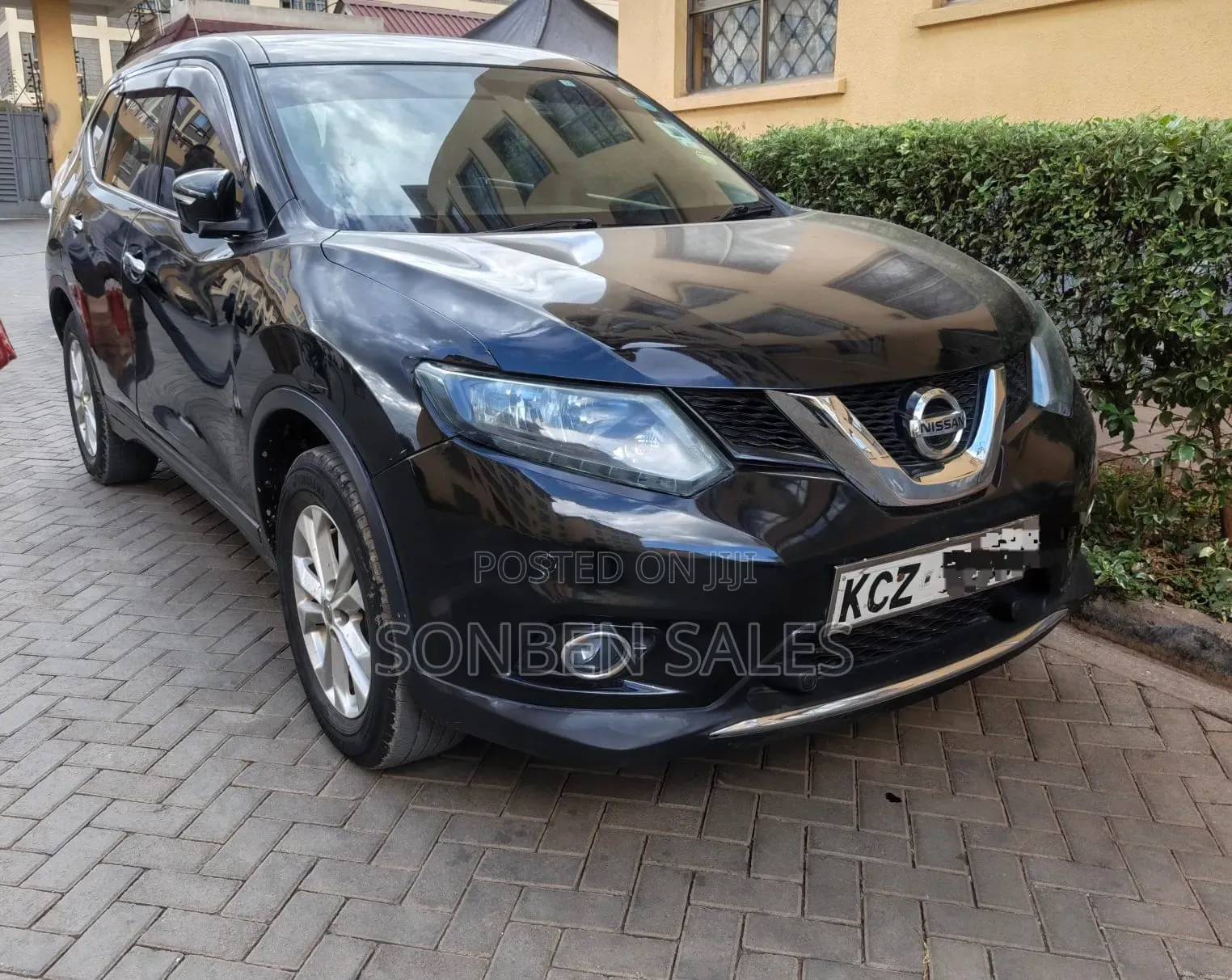 Nissan X-Trail 2013 Black