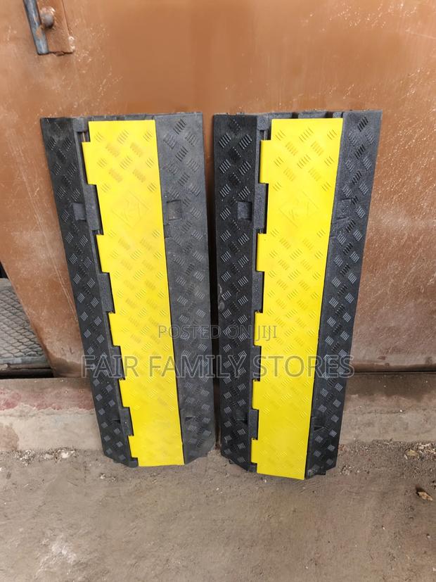 Cable Protector Ramp - thumbnail 2