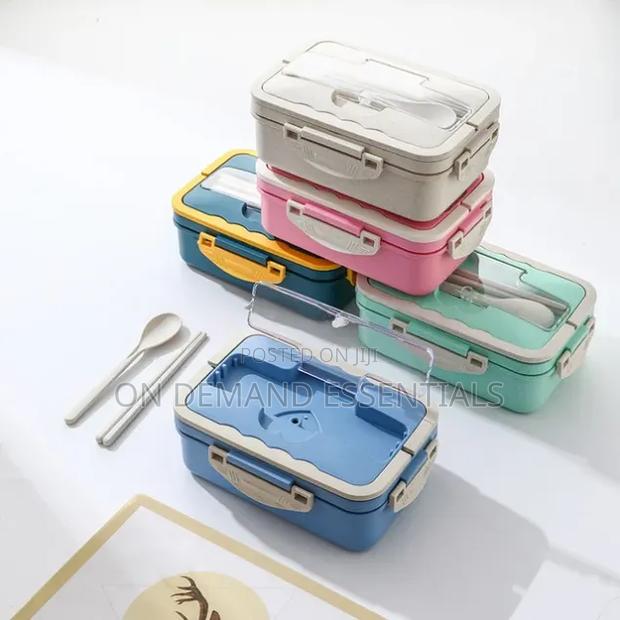 3 Grid Stainless Steel Lunch Box With Spoon and Chopsticks