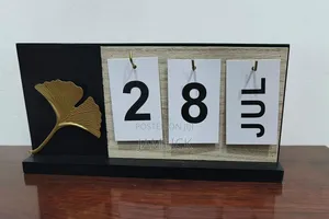 Office Desk Date Display Stand - Pm