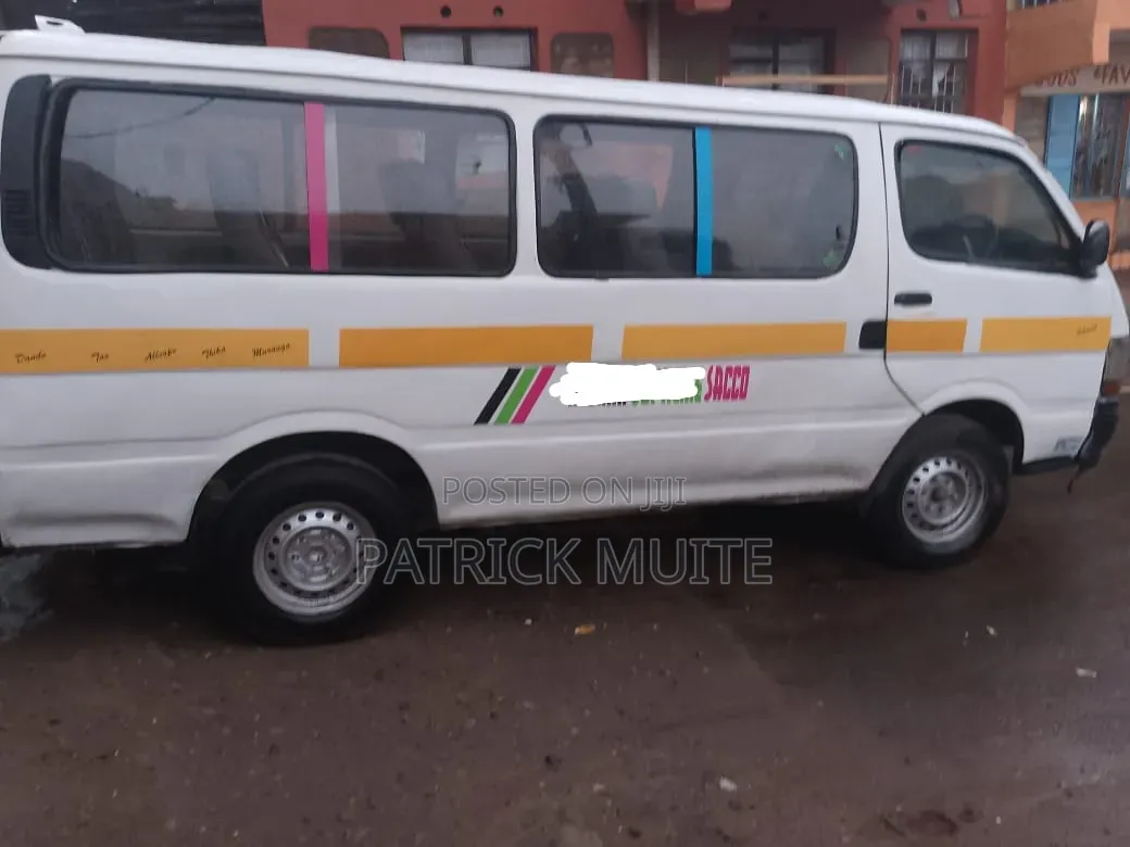 Toyota HiAce 2008 White