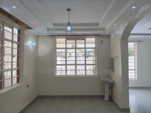 5bdrm Mansion in Membley for rent