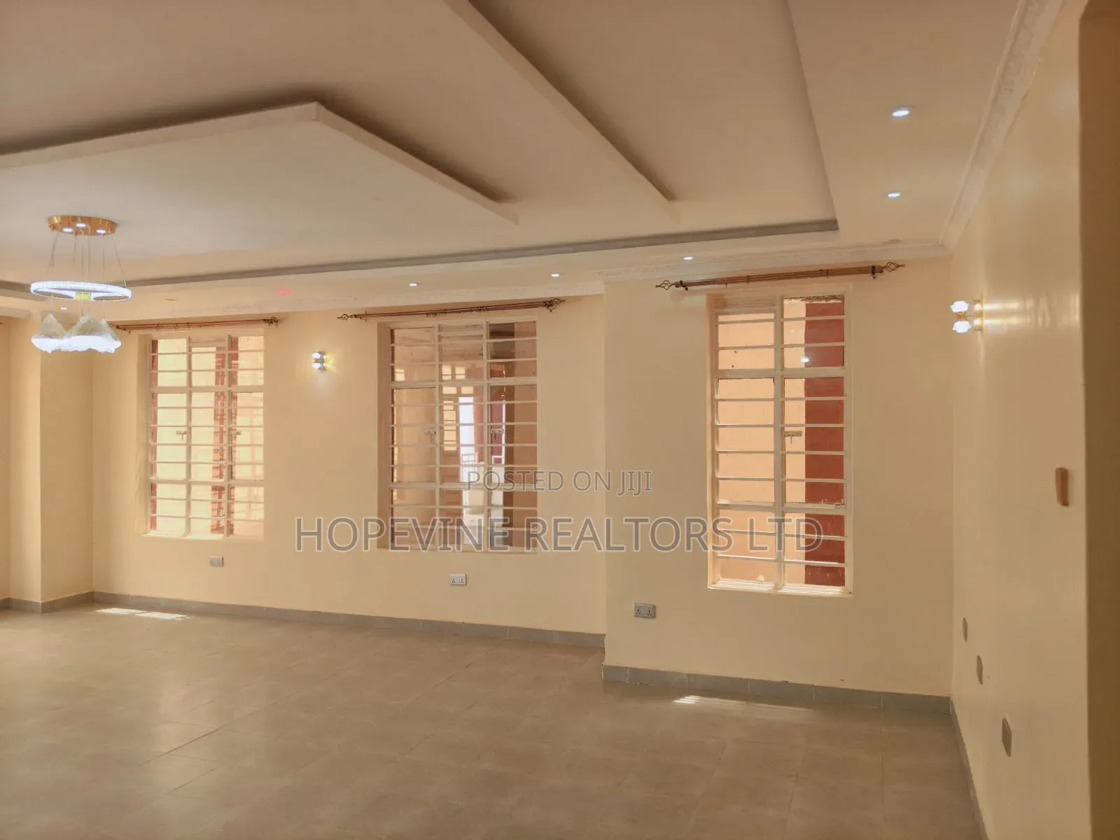 5bdrm Mansion in Membley for rent