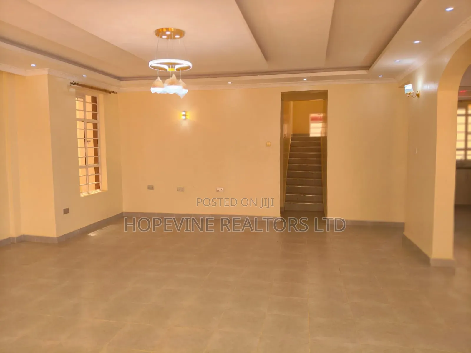 5bdrm Mansion in Membley for rent