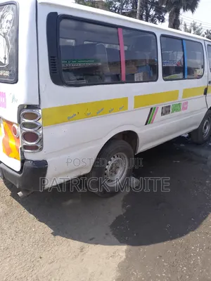 Toyota HiAce 2008 White