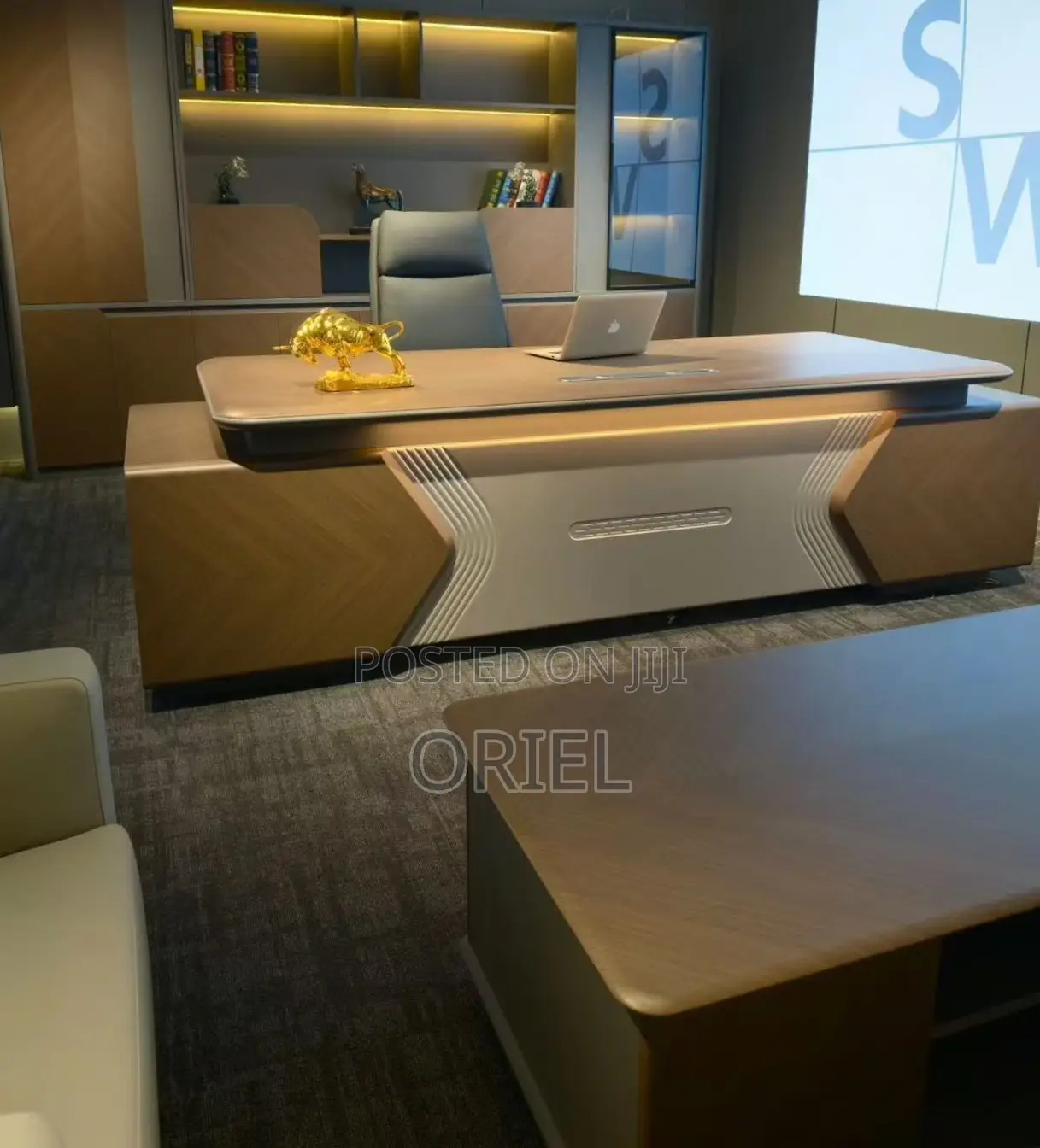 Office Desk : 2 Meters Luxury High-End L-Shape Desk